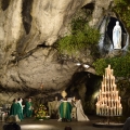 Pèlerinage Polonais des Hauts de France à Lourdes du 4 au 11 Octobre 2021 - Procession et Messe à la Grotte